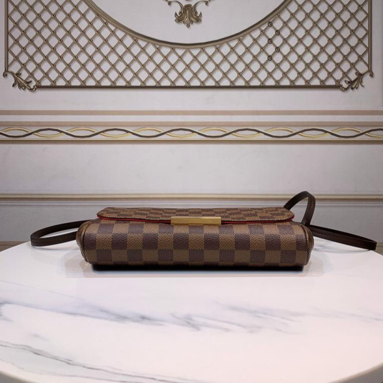 Louis Vuitton Favorite PM Crossbody Bag 9.5in/ 24cm Brown Damier Ebene Gold Hardware For Women N41276